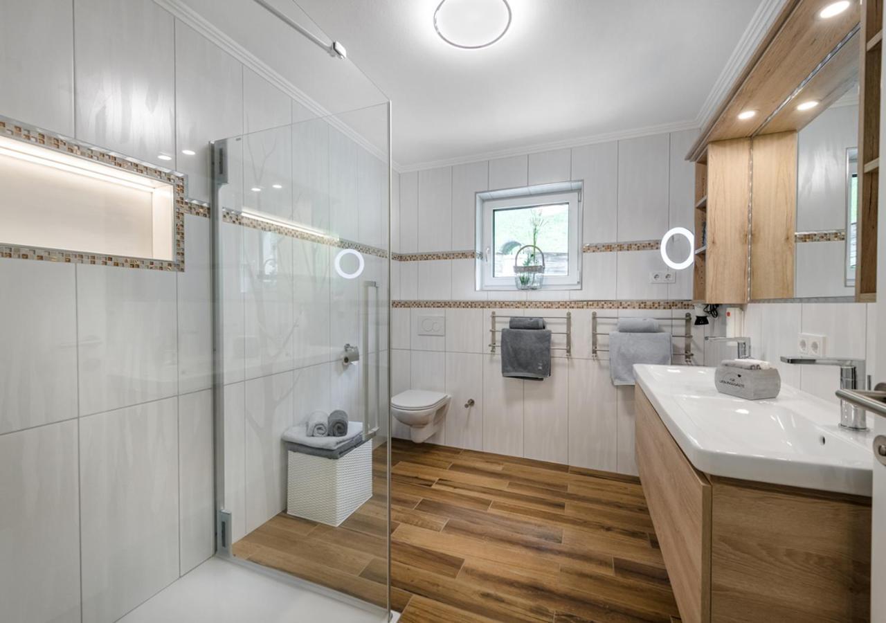 Haus Elisabeth Bed & Breakfast มึลบาค อัม โฮคเคอนิก ภายนอก รูปภาพ