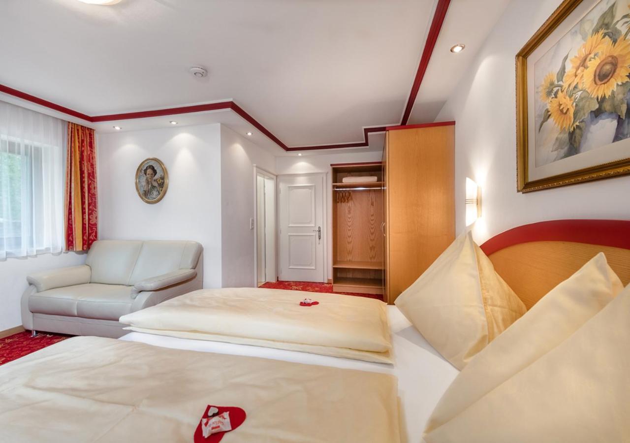 Haus Elisabeth Bed & Breakfast มึลบาค อัม โฮคเคอนิก ภายนอก รูปภาพ