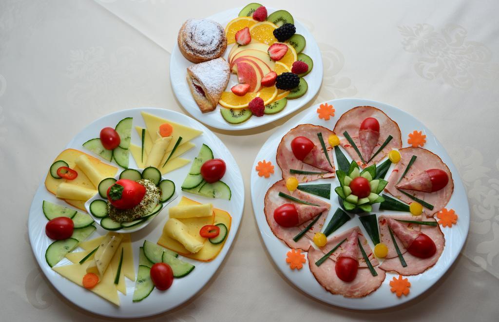 Haus Elisabeth Bed & Breakfast มึลบาค อัม โฮคเคอนิก ภายนอก รูปภาพ