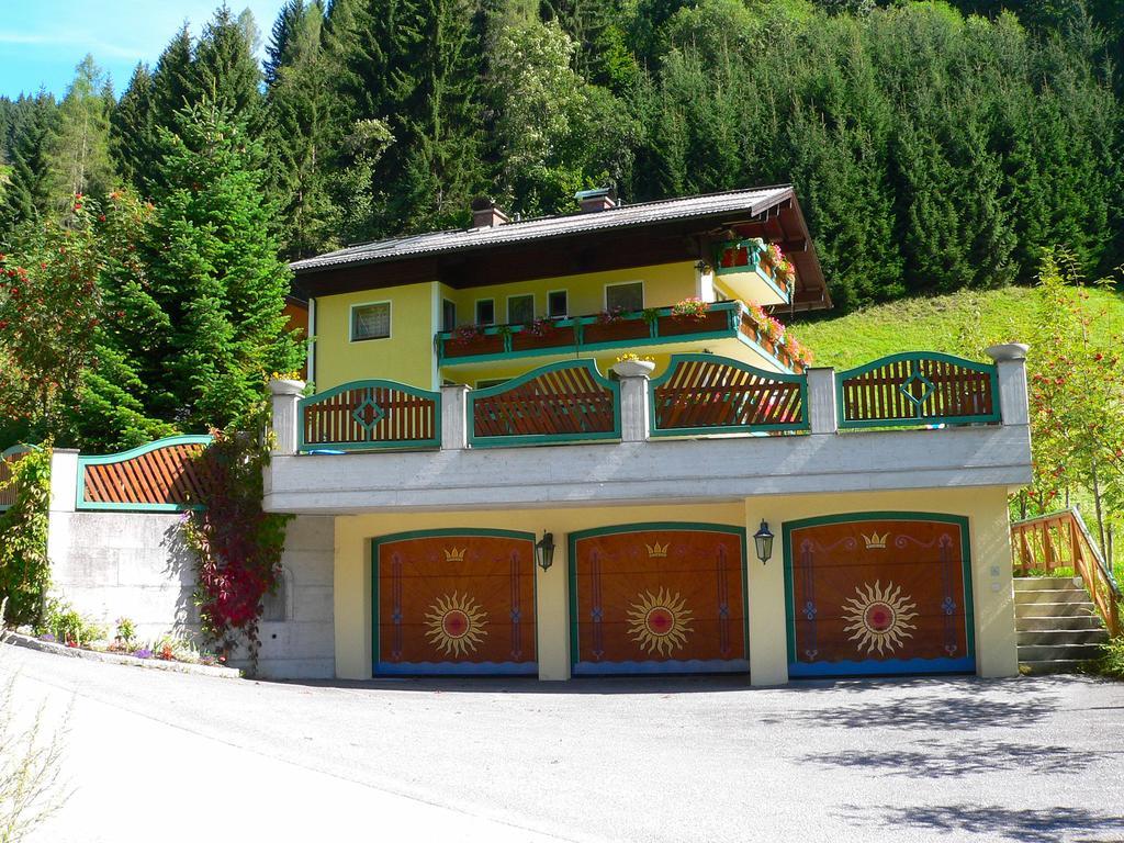 Haus Elisabeth Bed & Breakfast มึลบาค อัม โฮคเคอนิก ภายนอก รูปภาพ
